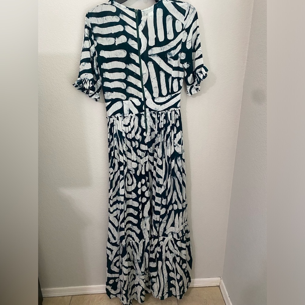 Busayo Tomi V-Neck High-Low Maxi Dress - Picture 6 of 6